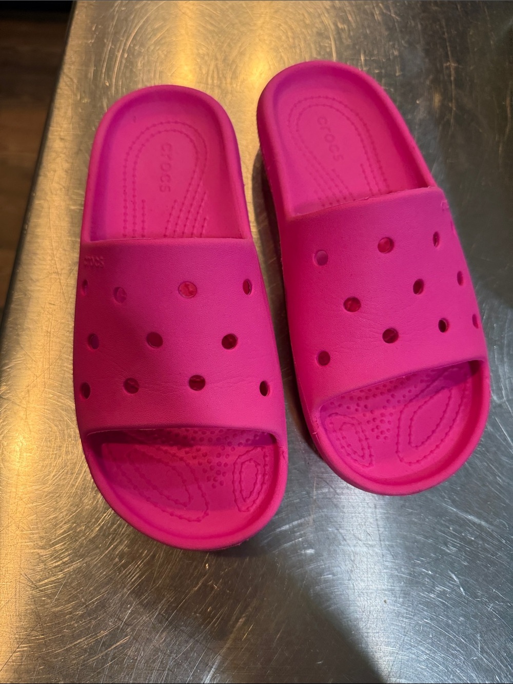CROCS Kids' Slide Sandals - Hot Pink